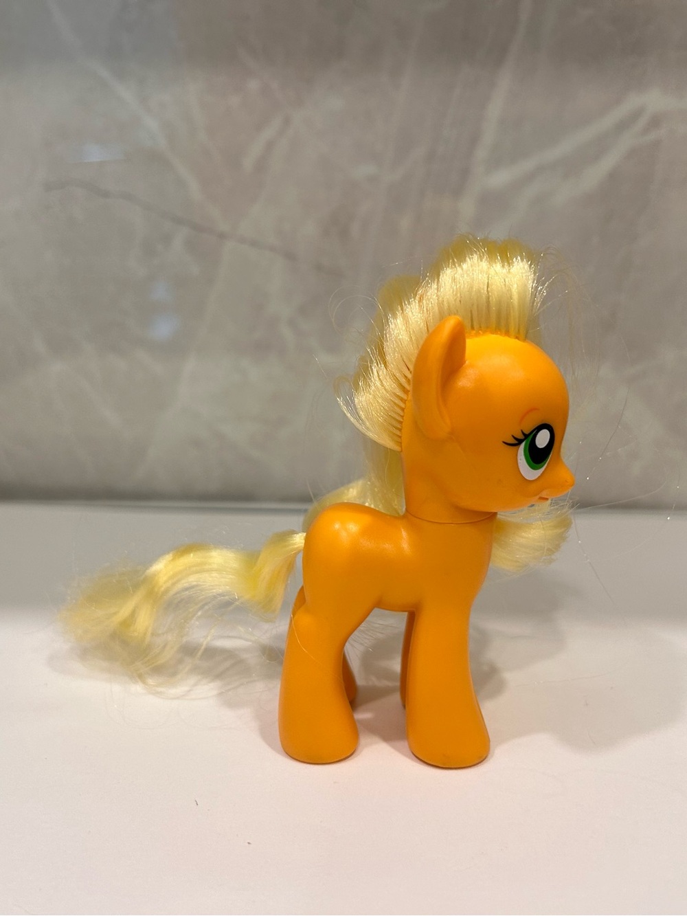 My Little Pony Gen 4 (2010) Applejack Excellent Vintage Condition